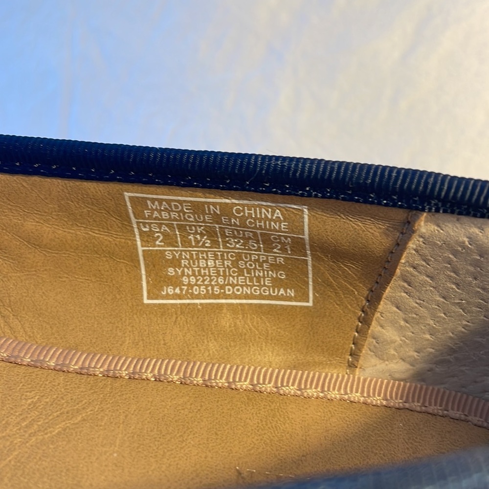 Like new navy little girl ballet flats - Picture 2 of 3